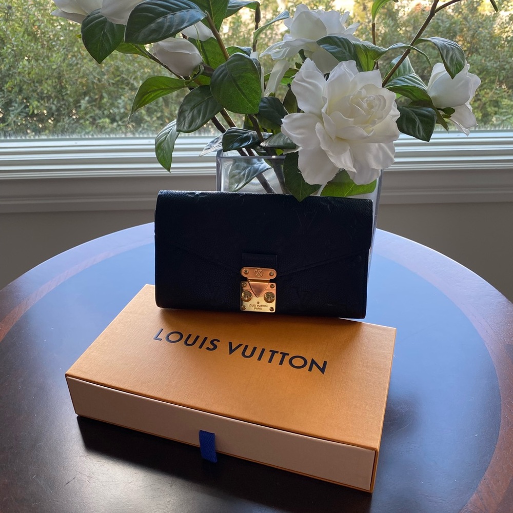 Louis Vuitton very dark blue monogram wallet